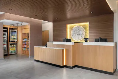 Photo 4 - Fairfield by Marriott Inn & Suites Kansas City at The Legends