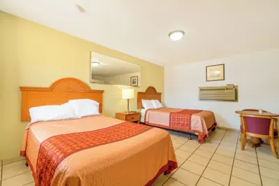 Photo 2 - The Inn by El Dorado Lake