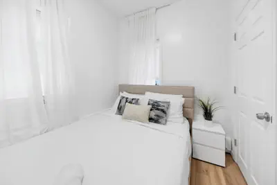 Photo 2 - Luxury 3 BR Near NYC with Easy Parking