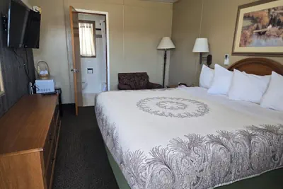 Photo 3 - A Bridge View Inn