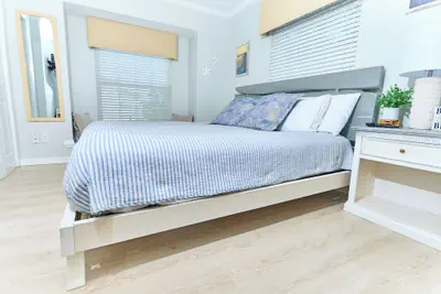 Photo 3 - 1br/1ba, A Minutes Walk From the Beach!