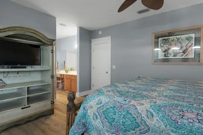 Photo 3 - 5 Minutes to Beach - Large Complex Pool