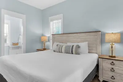 Photo 3 - Dog Friendly @ Bungalows at Seagrove; 2 Blocks to Beach ~ Overlooks Pool/spa
