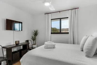 Photo 5 - Beachside Condominiums