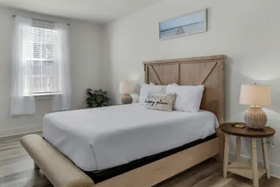 Photo 4 - Condo