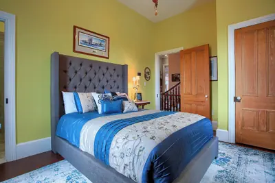 Photo 3 - Stuart Manor Bed and Breakfast