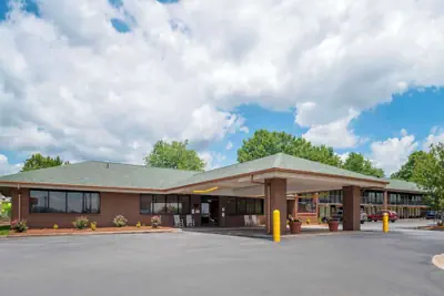 Photo 2 - Quality Inn near Speedway