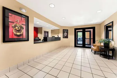 Photo 5 - Suburban Studios Columbus Fort Benning Area