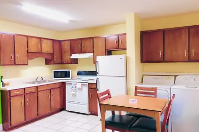 Photo 5 - Classic Suites