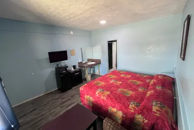 Photo 3 - Packsaddle Motel