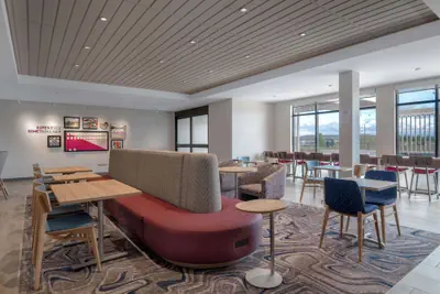 Photo 3 - Home2 Suites By Hilton Sheboygan