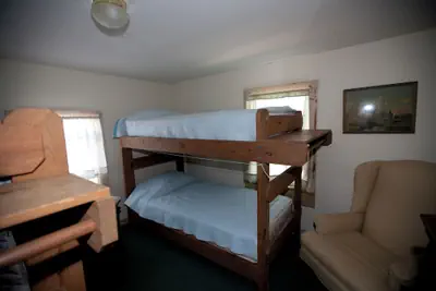 Photo 4 - Beaufort Harbour Suites West Lodge