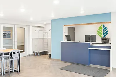 Photo 3 - Woodspring Suites Billings