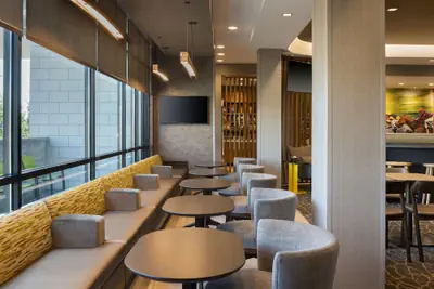 Photo 2 - SpringHill Suites by Marriott Bowling Green