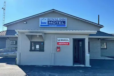 Photo 2 - Royal Inn Motel Chambersburg