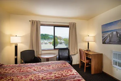 Photo 2 - Cap Sante Inn