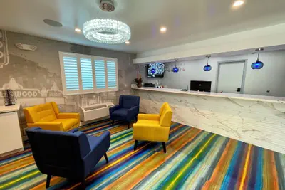 Photo 4 - Hotel Rudra - Hollywood