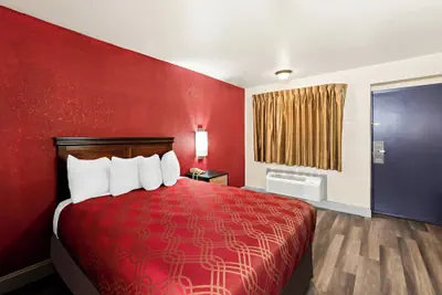 Photo 5 - Bellmawr Economy Inn