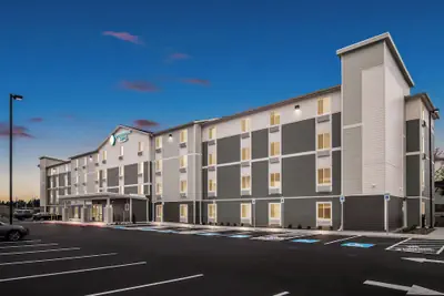 Photo 2 - WoodSpring Suites Beaverton - Portland West