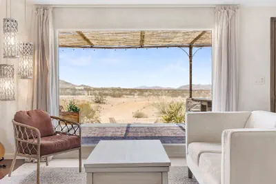 Photo 2 - Desert Moon - Serene Desert Views & Design 3 Bedroom Home by RedAwning
