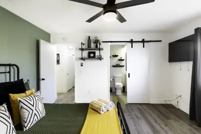 Photo 5 - Sky Harbor House - Centrally Located W/hot Tub 3 Bedroom Home by RedAwning
