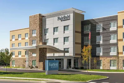 Photo 2 - Fairfield by Marriott Inn & Suites Bethlehem PA
