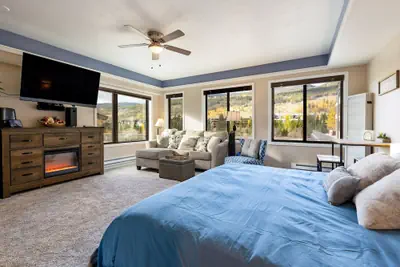 Photo 5 - 2782 Slopeside 1 Bedroom Condo by RedAwning