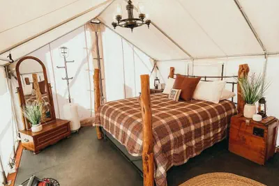 Photo 5 - Glamp Tent b/w Zion & Bryce, Outdoor Shower & Wifi