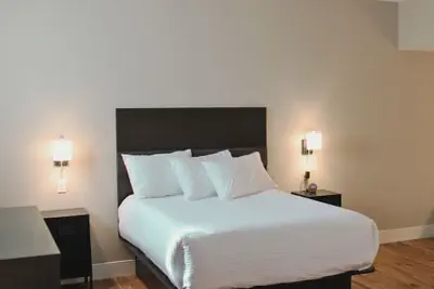Photo 4 - The Principal Hotel