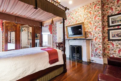 Photo 5 - Central Park Bed & Breakfast