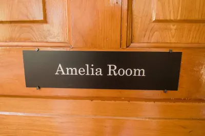 Photo 3 - Amelia Room BW Boutique Hotel