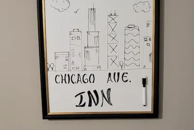 Photo 3 - Chicago Avenue Inn