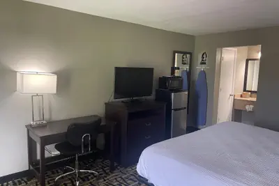 Photo 4 - Homegate Inn And Suites Collierville TN