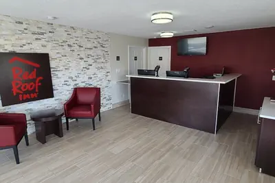 Photo 5 - Red Roof Inn Byron