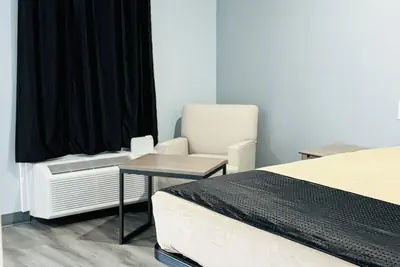 Photo 4 - EXPRESS INN & SUITES