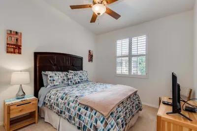 Photo 3 - Southern #2055 Mesa