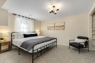 Photo 3 - Downtown Windsor Home With Hot Tub & Pool Table