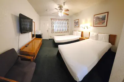 Photo 4 - Formosa Inn