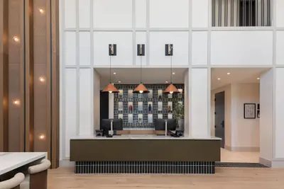 Photo 3 - Denizen Hotel
