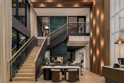 Photo 4 - Denizen Hotel