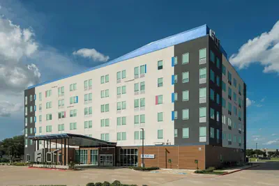 Photo 2 - Aloft by Marriott DFW Airport North