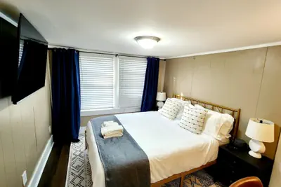 Photo 4 - Magnolia House in Lafayette