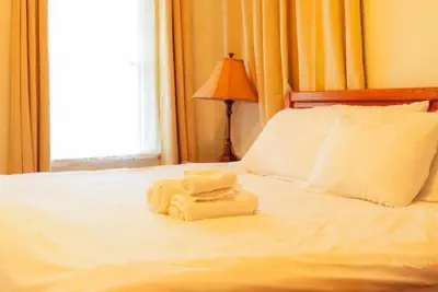 Photo 5 - Corporate Comfort Ideal Accommodation for Work Crews