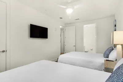 Photo 5 - Condo with gym