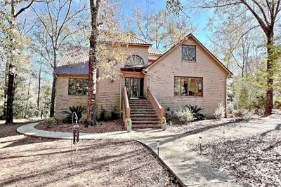 Photo 2 - Daphne River Villa