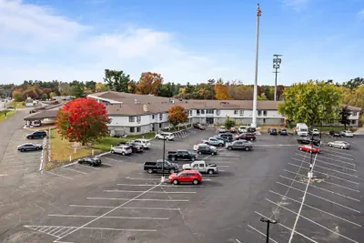 Photo 2 - Ramada by Wyndham Stevens Point