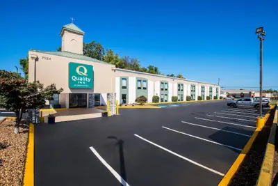 Photo 2 - Quality Inn Chattanooga Hamilton Place