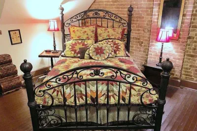 Photo 4 - Greer Room 1 Bedroom by Main Street Bed & Breakfast