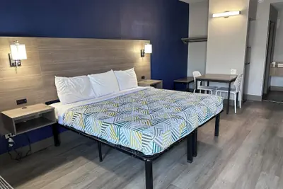 Photo 2 - Studio Suites Extended Stay