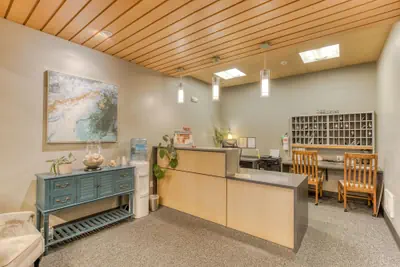 Photo 3 - The Sand & Sea Condos - Oceanfront